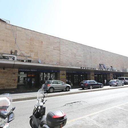 Appartamento Vicino Stazione Termini E Colosseo Roma Ngoại thất bức ảnh