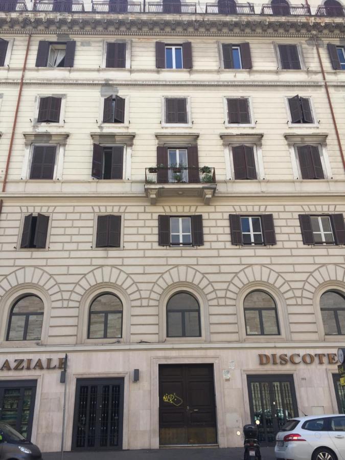 Appartamento Vicino Stazione Termini E Colosseo Roma Ngoại thất bức ảnh